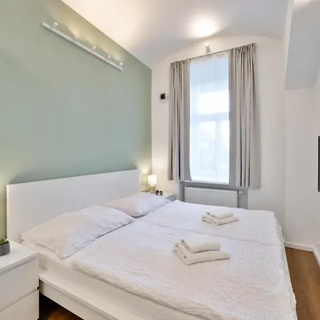 Apartment Elegant Close To Center & Bike Path