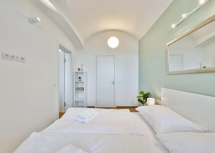 Elegant Close To Center & Bike Path Apartman *